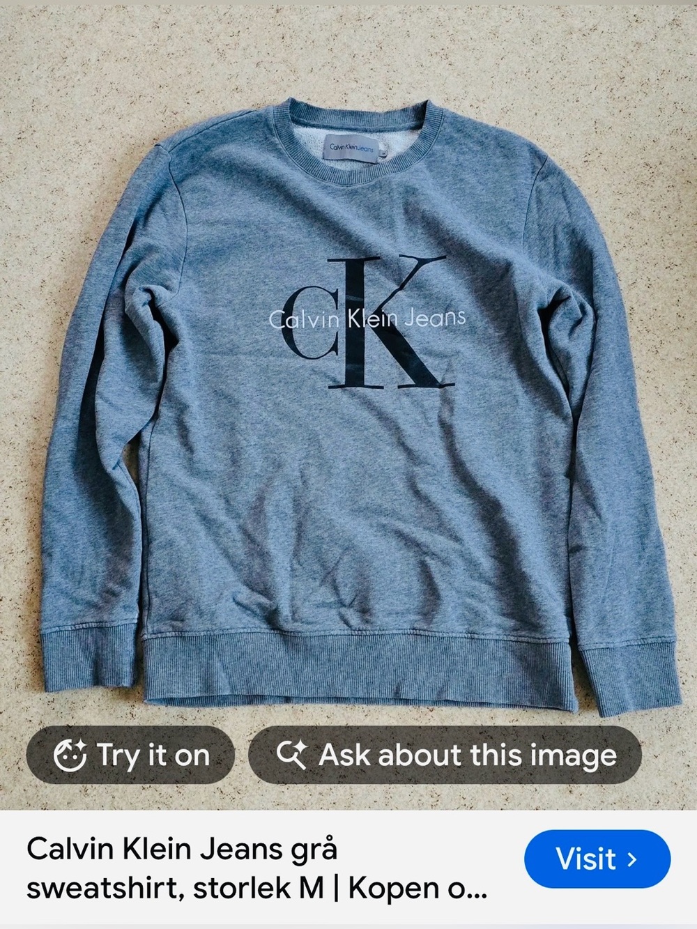 #3297**Unisex’s Calvin Klein Jeans Men's Gray CK Logo Sweatshirt